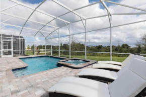 1509 MC - Exquisite 8BR Villa with Pool Games